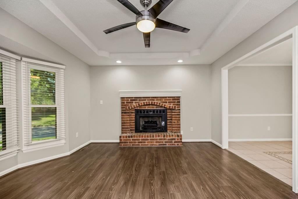 401 SE Mt Vernon Drive — photo 5