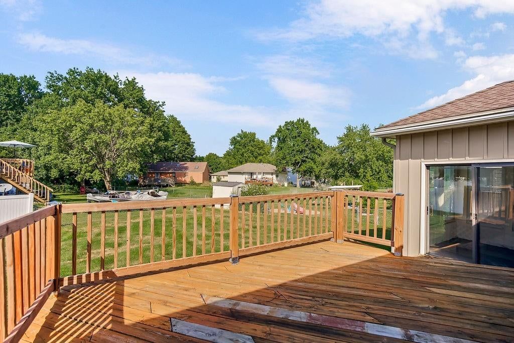 401 SE Mt Vernon Drive — photo 28