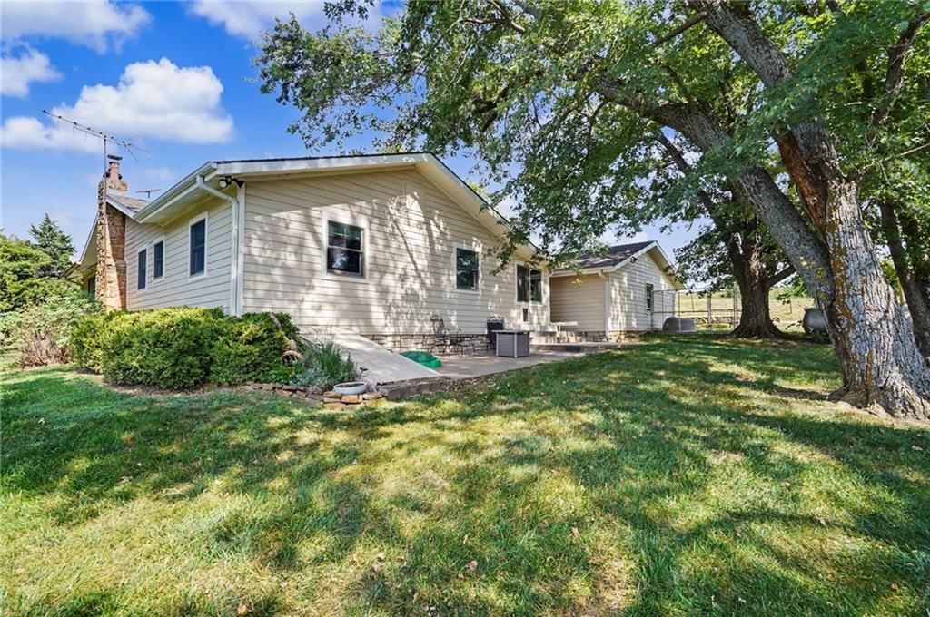 829 N 500th Road — photo 42