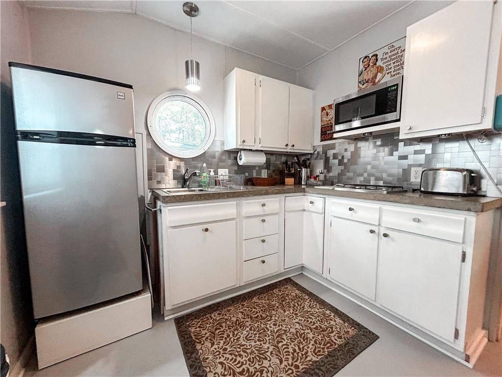 37 & 41 NE Fishing Lake Drive — photo 10