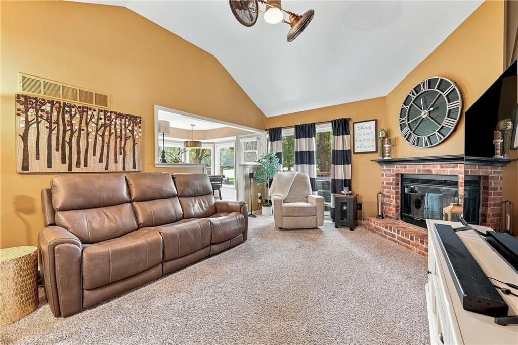 3306 NW Shannon Court — photo 5