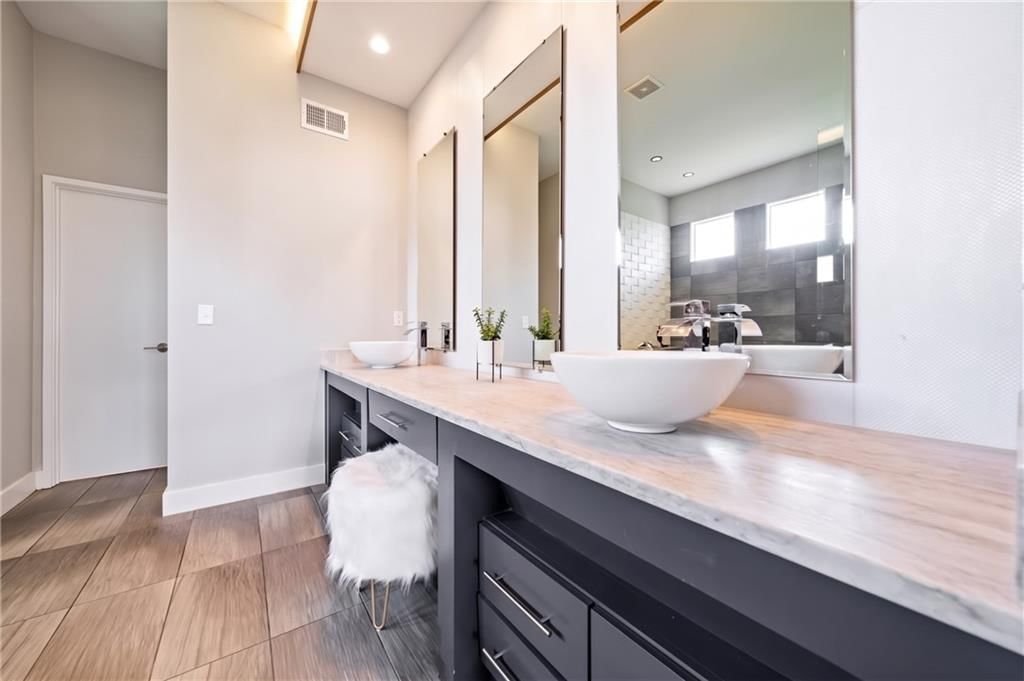17201 Bradshaw Street — photo 17