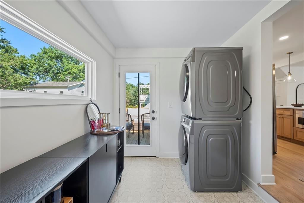 2720 W 51st Street — photo 11