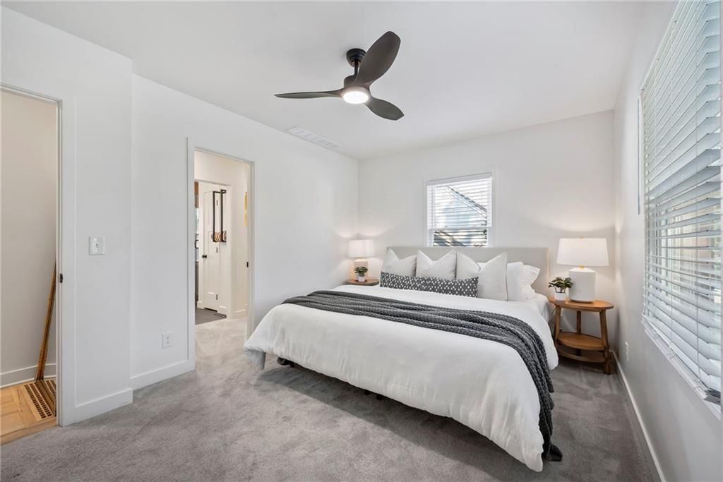 2720 W 51st Street — photo 14