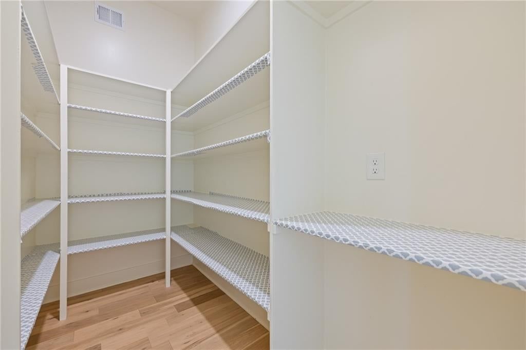 18228 Earnshaw Street — photo 10