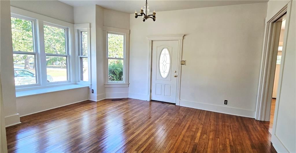 502 W 7th Street — photo 10
