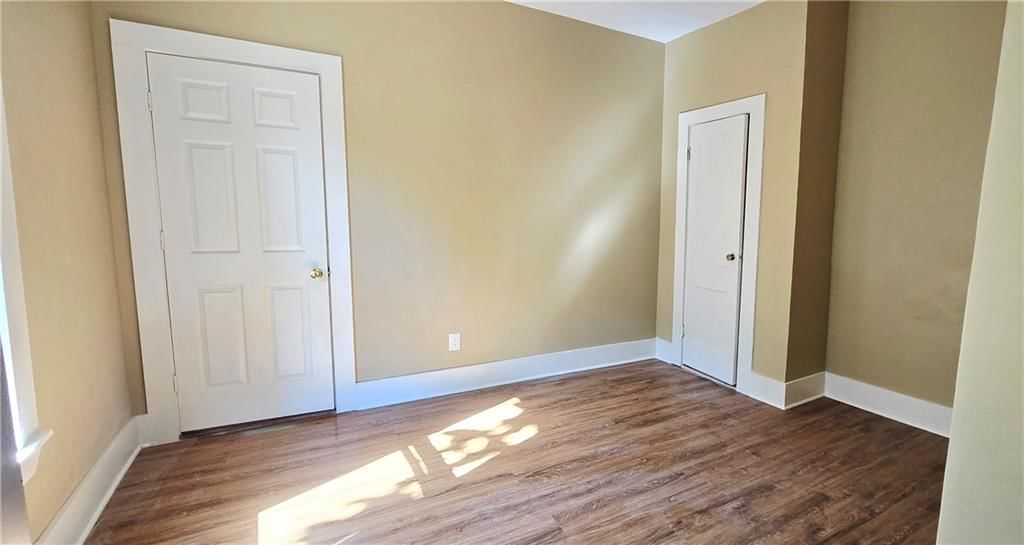 502 W 7th Street — photo 18