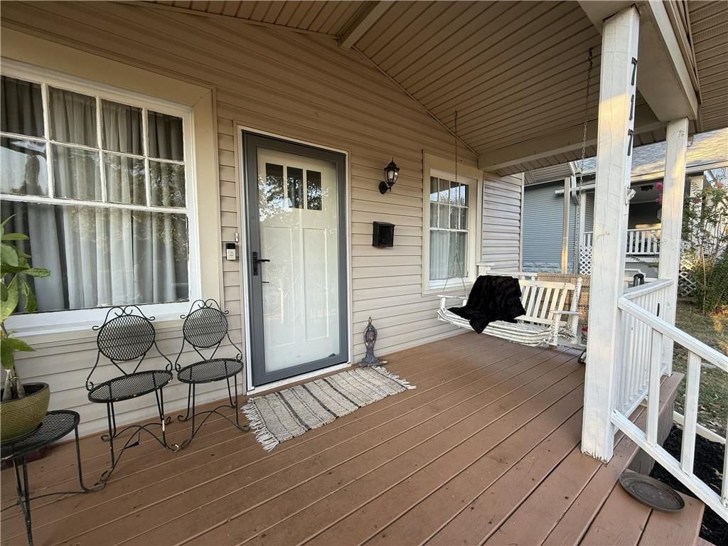 717 W 9th Street — photo 5