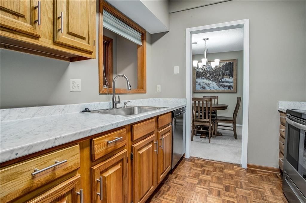 Photo 11 of 29 - 1205 NW Village Drive #D, Blue Springs, MO 64015