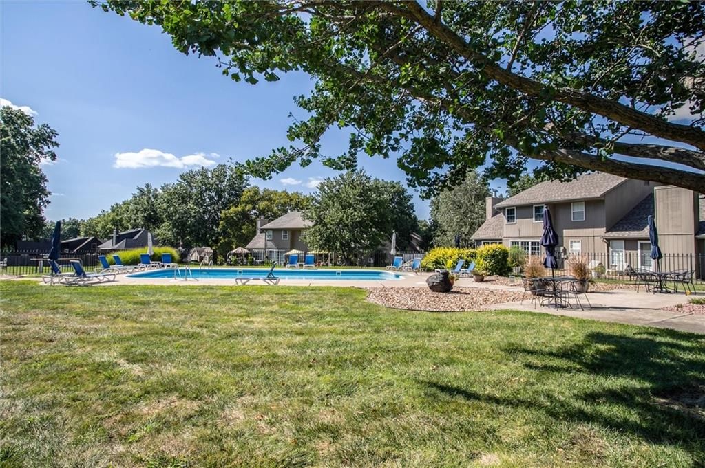 Photo 28 of 29 - 1205 NW Village Drive #D, Blue Springs, MO 64015