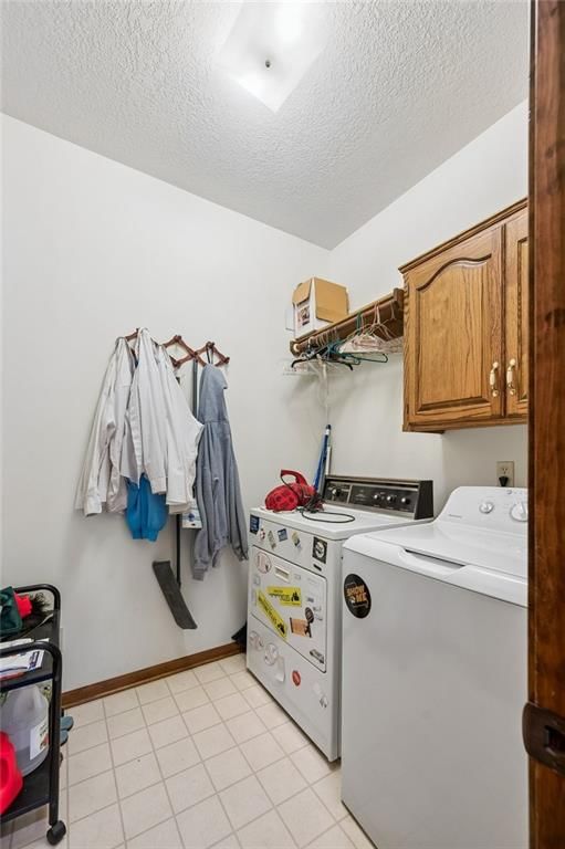 Photo 32 of 51 - 5417 N Walnut Street, Kansas City, MO 64118