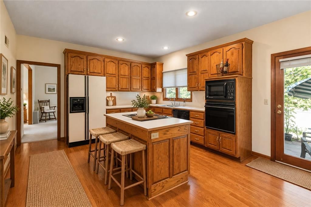 Photo 9 of 51 - 5417 N Walnut Street, Kansas City, MO 64118