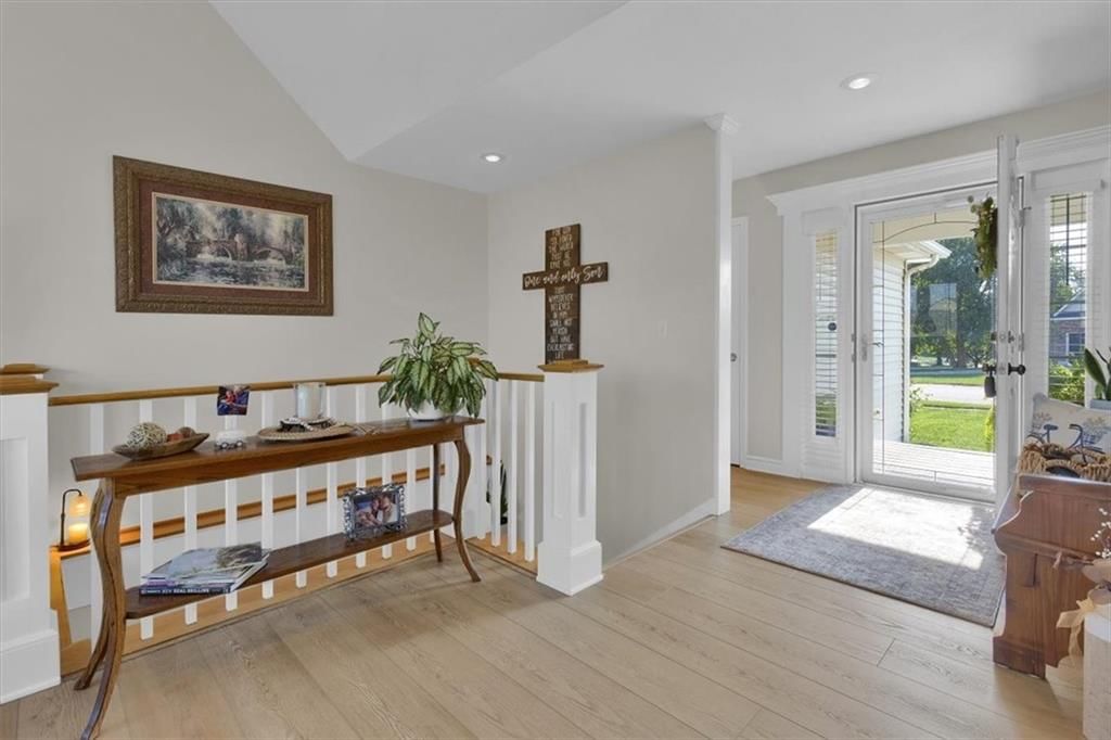 414 Foxglove Street — photo 10
