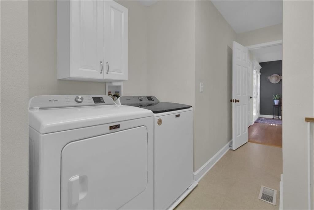 414 Foxglove Street — photo 31