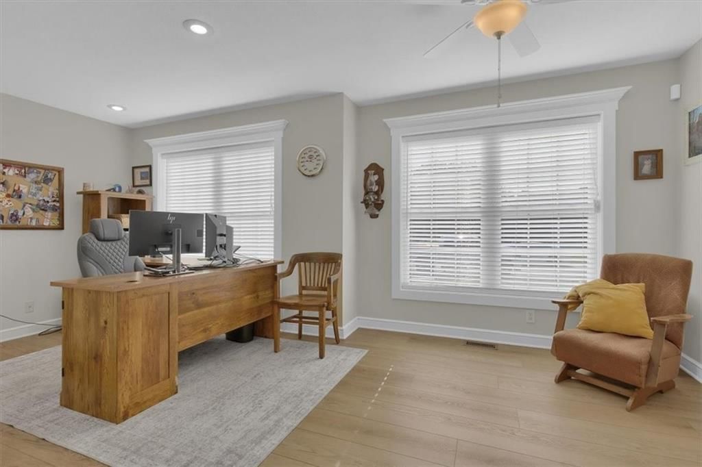 414 Foxglove Street — photo 33