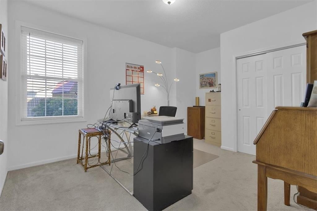414 Foxglove Street — photo 35