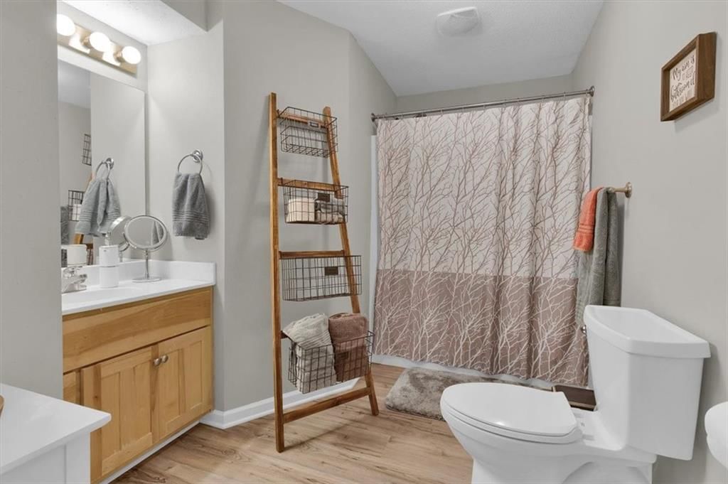 414 Foxglove Street — photo 42