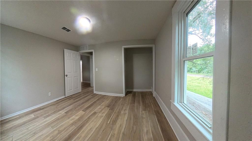 4770 RAILROAD Avenue — photo 7
