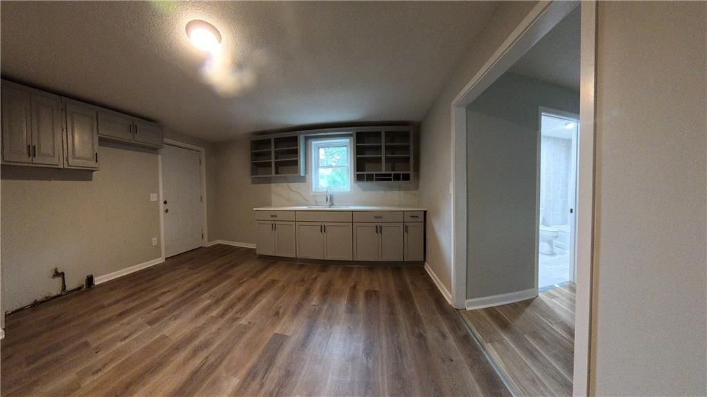 4770 RAILROAD Avenue — photo 11