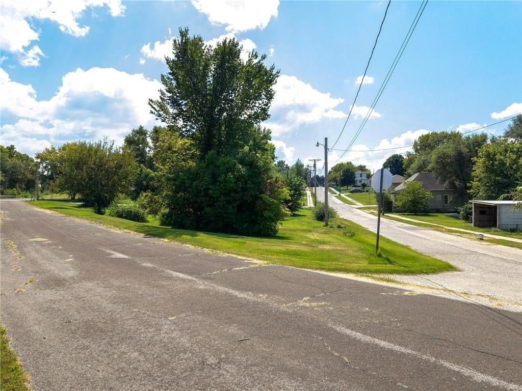 1809 N Main Street — photo 26