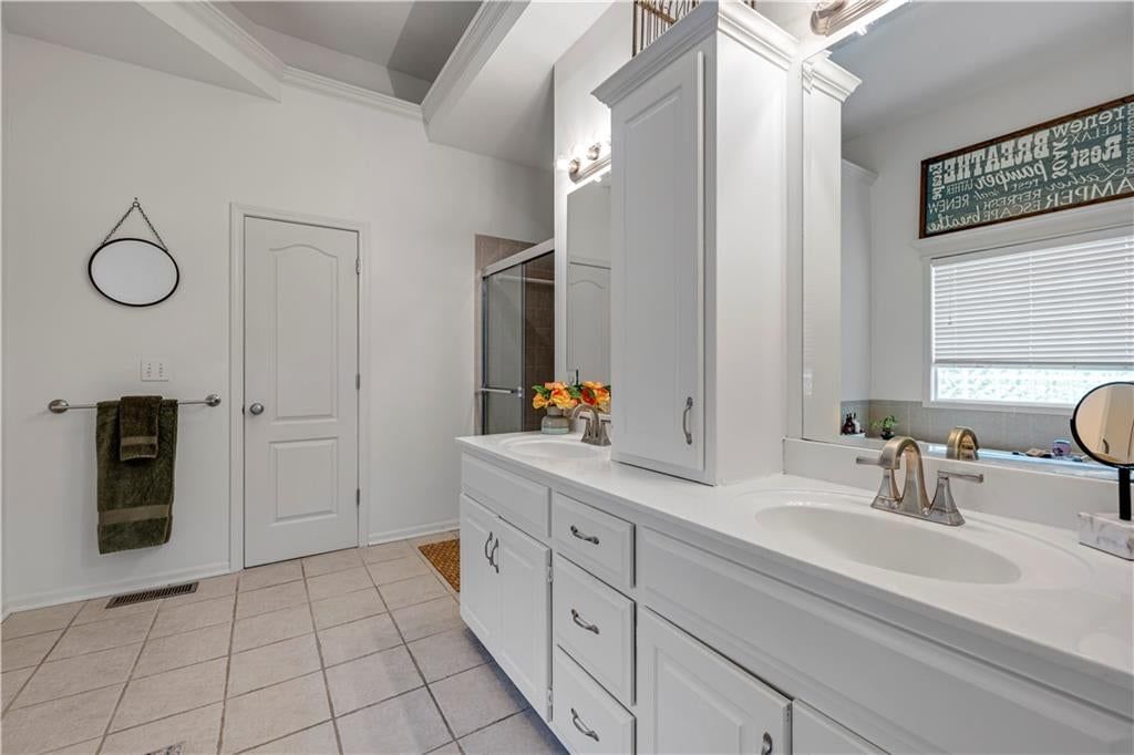 12352 Westgate Street — photo 18