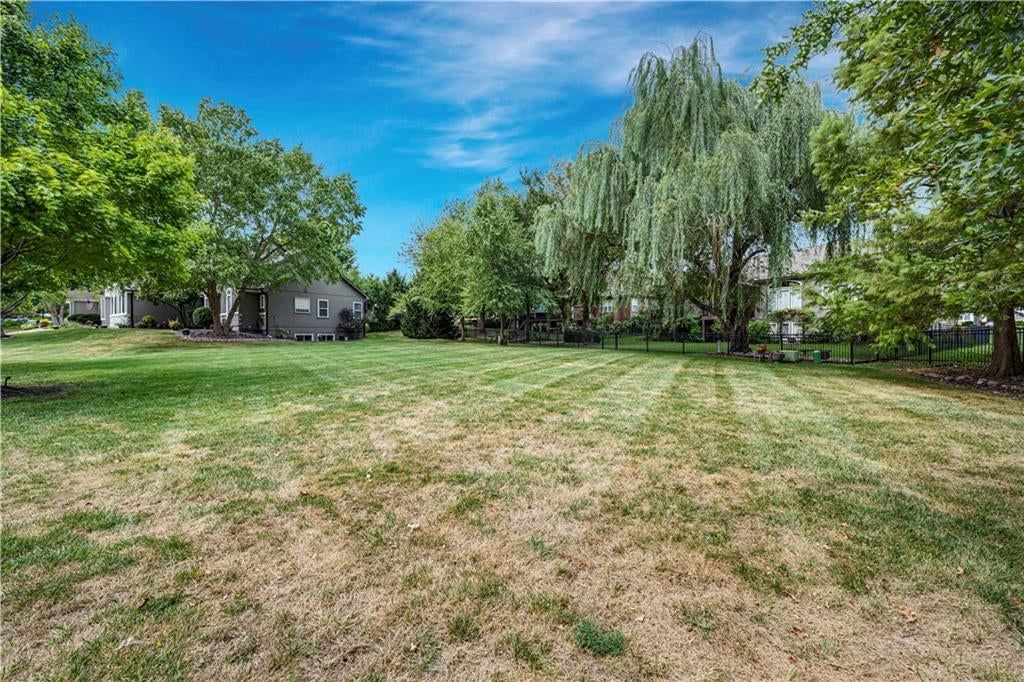 12352 Westgate Street — photo 24