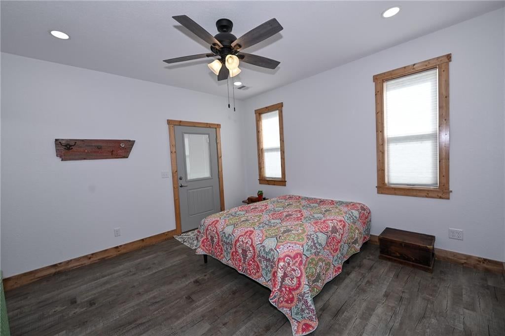 4015 E 1500 Road — photo 44