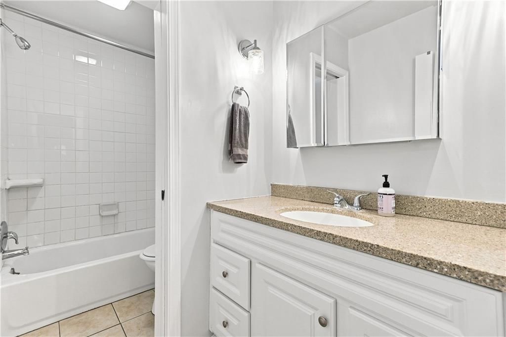 12404 Cherry Street — photo 14