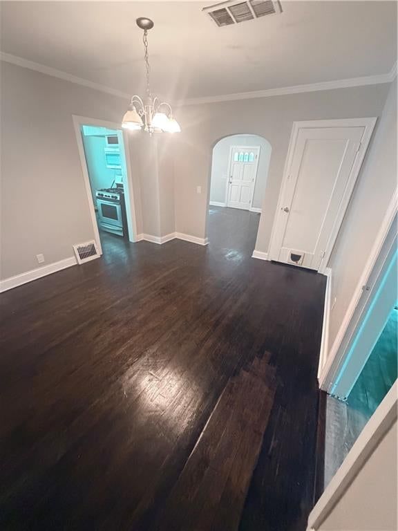 704 Rhodes Avenue — photo 12