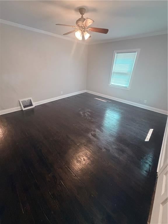 704 Rhodes Avenue — photo 17