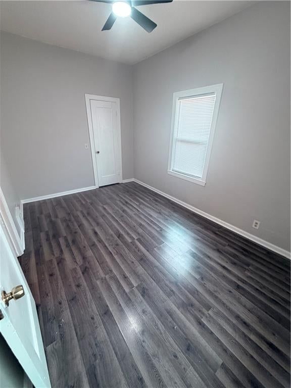 704 Rhodes Avenue — photo 21