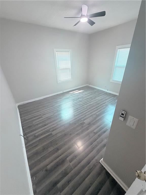 704 Rhodes Avenue — photo 22