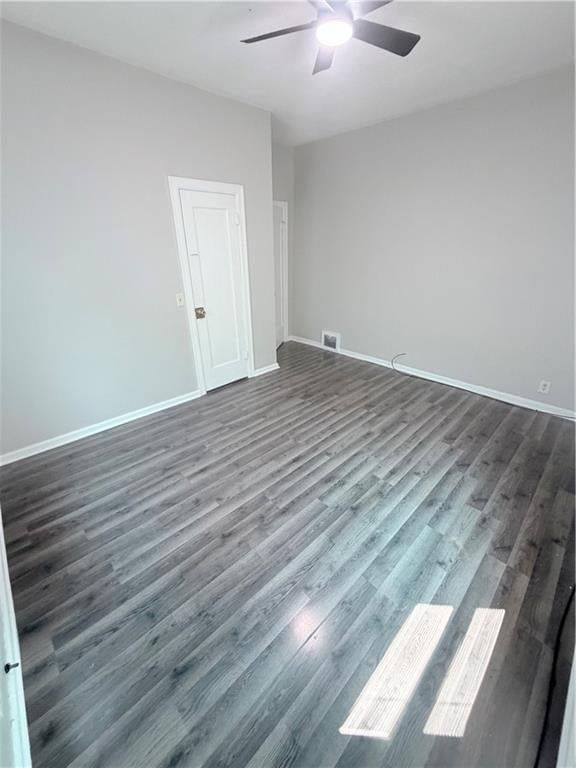 704 Rhodes Avenue — photo 24