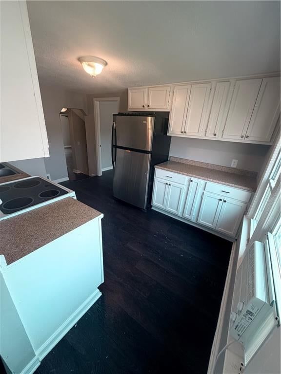 704 Rhodes Avenue — photo 31
