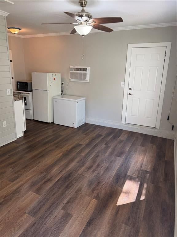 704 Rhodes Avenue — photo 50