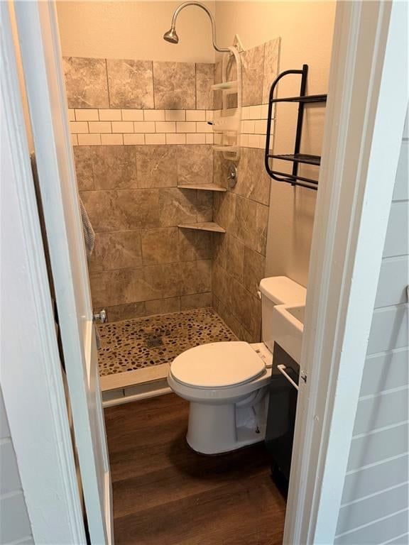 704 Rhodes Avenue — photo 55