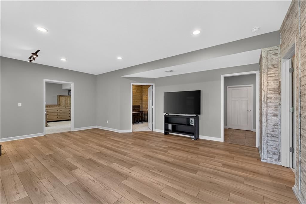 148 Lake Viking Terrace — photo 25