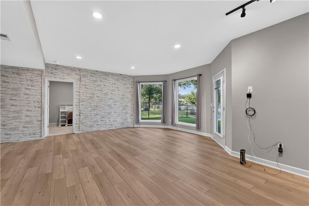 148 Lake Viking Terrace — photo 27