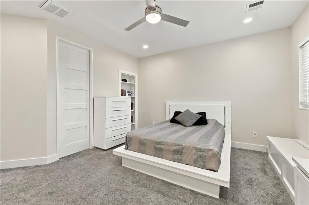 10239 N Kansas Avenue — photo 12