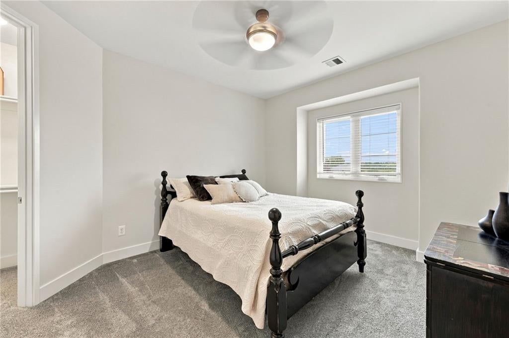 10239 N Kansas Avenue — photo 17