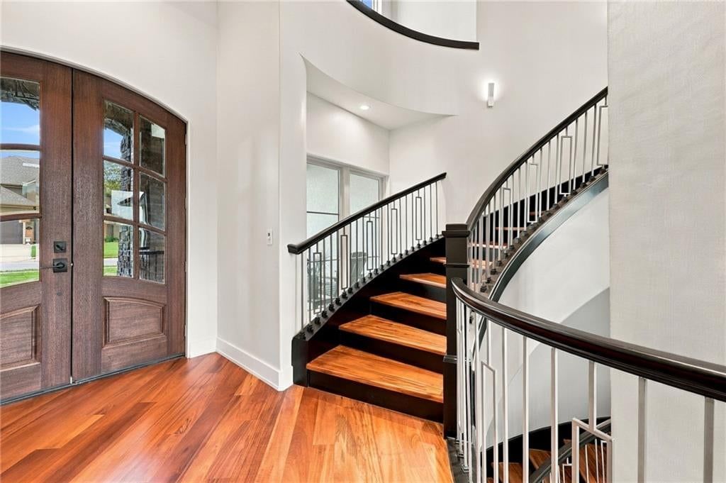 10239 N Kansas Avenue — photo 93