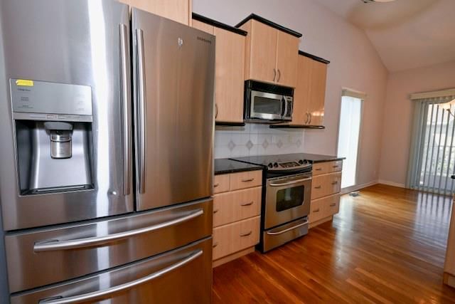 6406 W 134th Terrace — photo 3
