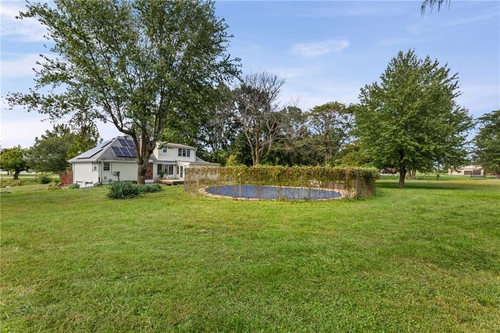 Photo 65 of 70 - 905 S Lincoln Avenue, Raymore, MO 64083