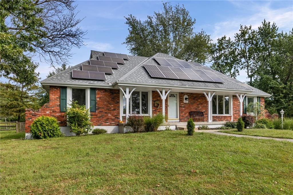 Photo 68 of 70 - 905 S Lincoln Avenue, Raymore, MO 64083