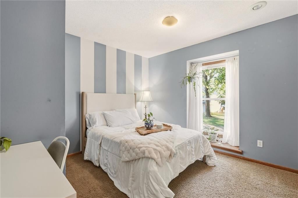 15302 W 121st Terrace — photo 21
