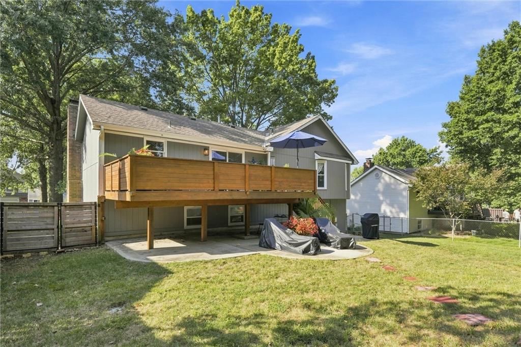 15302 W 121st Terrace — photo 27