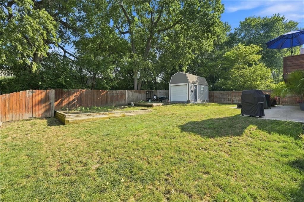 15302 W 121st Terrace — photo 30