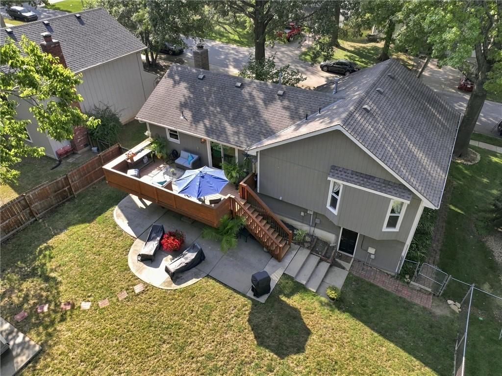 15302 W 121st Terrace — photo 32