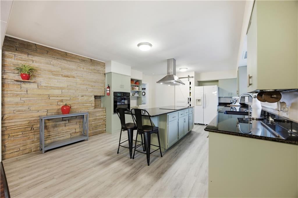 1410 Washington Street — photo 16