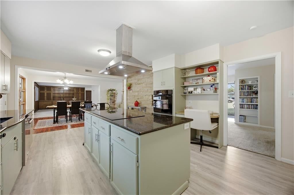 1410 Washington Street — photo 18